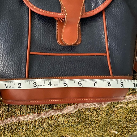Pebble navy blue and brown crossbody bucket bag/purse - Picture 9 of 9